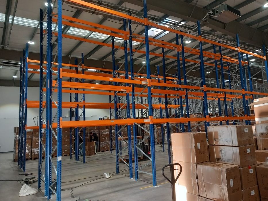 Rafturi metalice depozitare euro Paleți