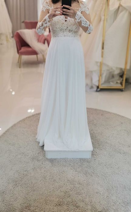 Vând rochie de mireasă