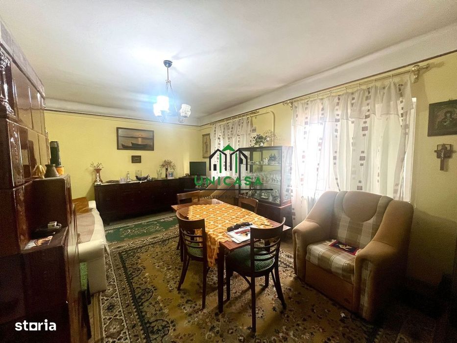 Casa Centru/ 4 camere / teren 920mp