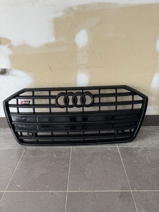 Оригинална Audi S6 Предна Решетка