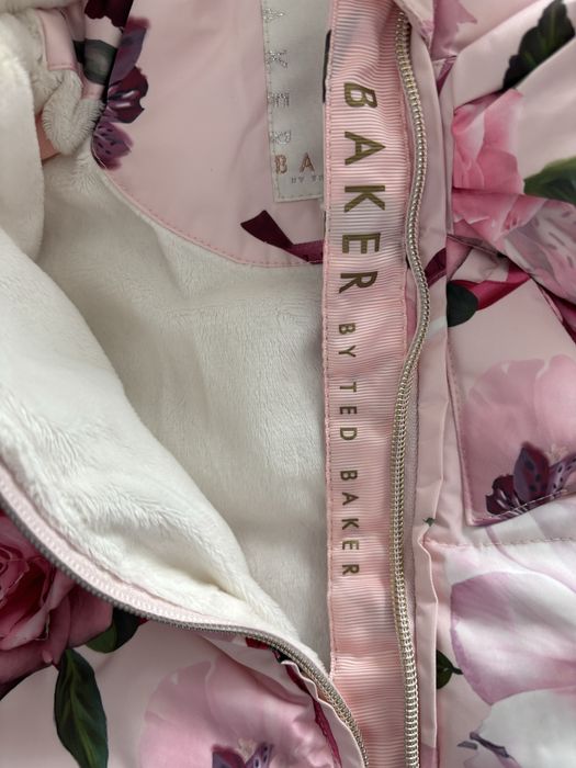 Combinezon / costumas de iarna Ted Baker 3-6 luni