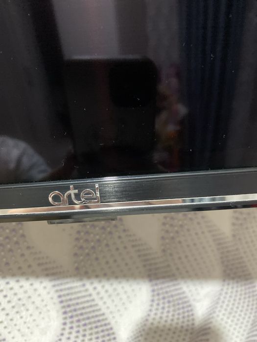 Продаю телевизор 81 см