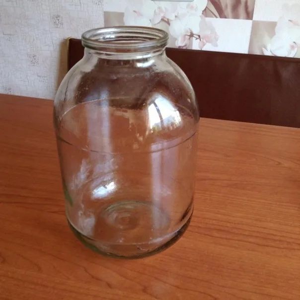 Продам банка 2литр 200тг