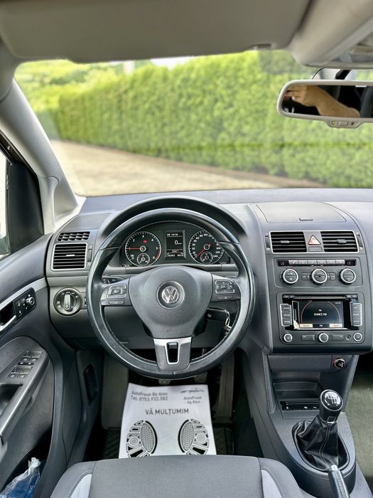 Volkswagen Touran ~ LIFE ~ 2014 ~ Mokka Brown ~ Ireproșabil