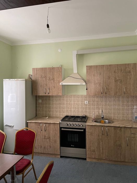 Срочно уй сотилади