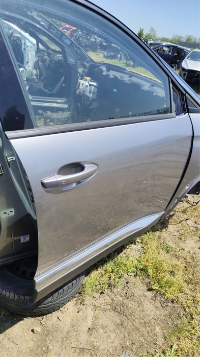 Usa dreapta data peugeot 3008 2018
