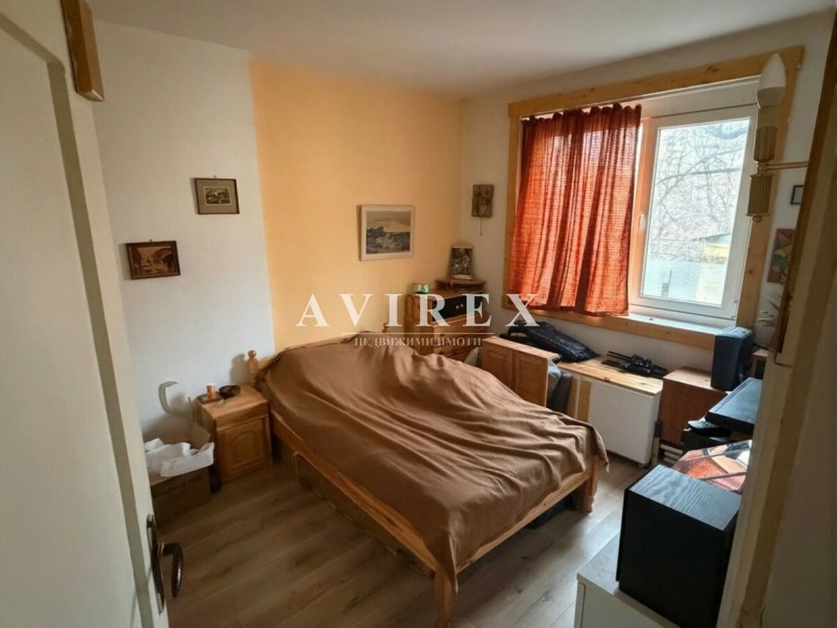 Тристаен апартамент в кв. Съдийски