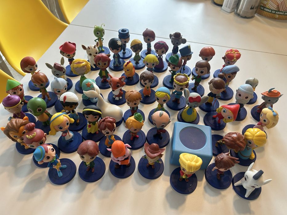 Lot 55 figurine audio "Povești Magice" + Cub interactiv