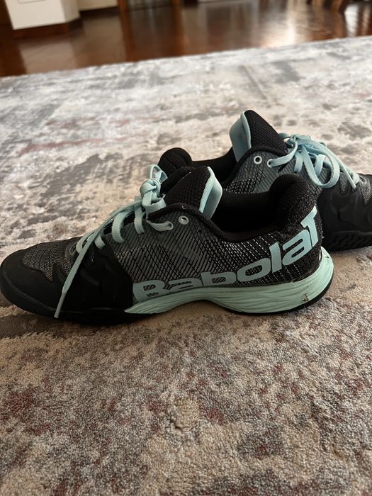 adidasi tenis babolat