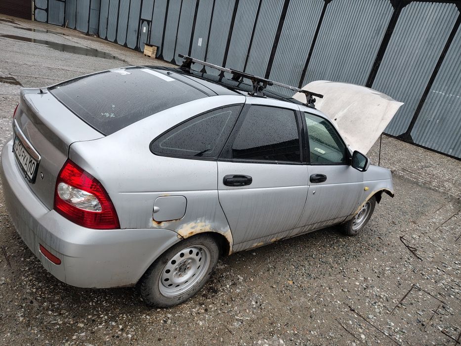 Продам автомобиль лада приора 2009 года