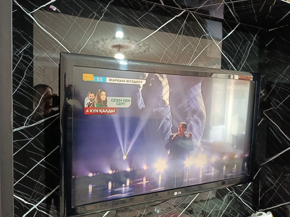 Телевизор продам