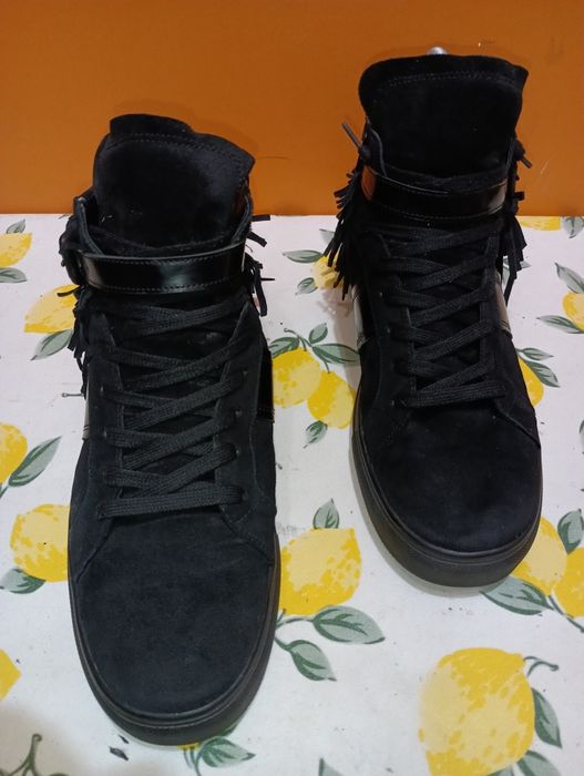 Kennel Schmenger N 41 кожени - 14 €