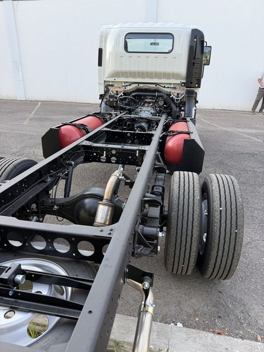 ISUZU СНЖ 82 PL Заводской газ 2026 янги