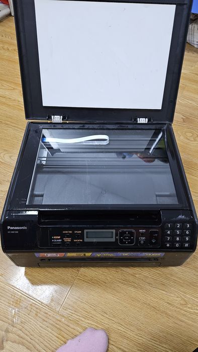 Panasonic KX-MB1500 МФУ принтер почти новый