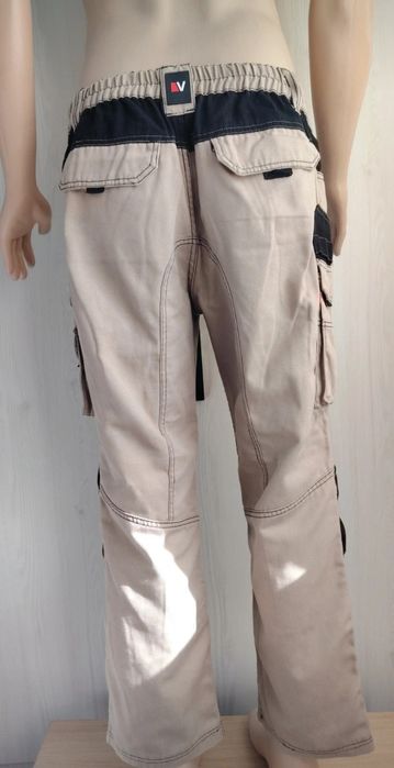 Pantaloni de muncă cargo