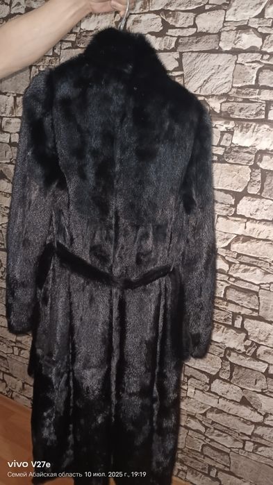 Продам шубу норковую