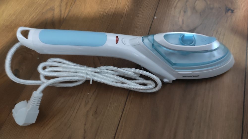 Perie calcat cu aburi Silvercrest fier de calcat haine vertical rapid