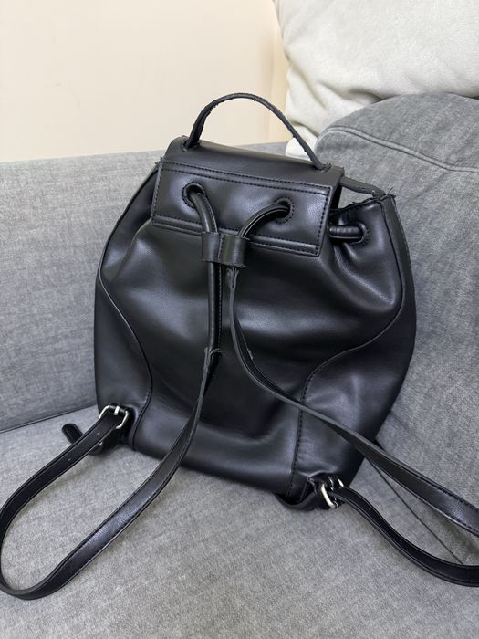 Черный рюкзак Zara!