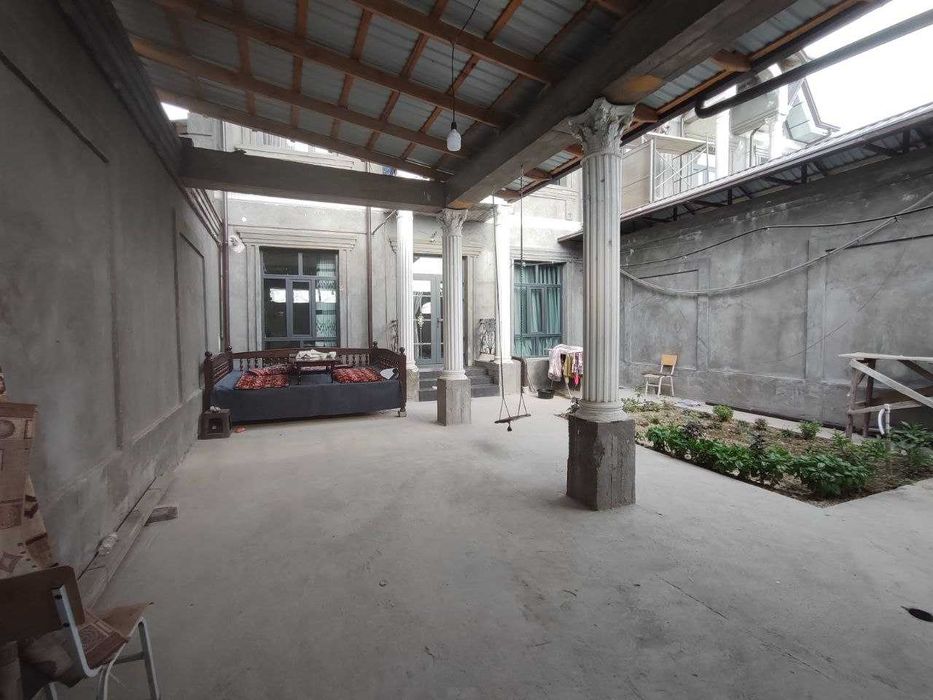 Участка сотилади Уратепа махаллада, бетонкадан 1300 метр ичкарида