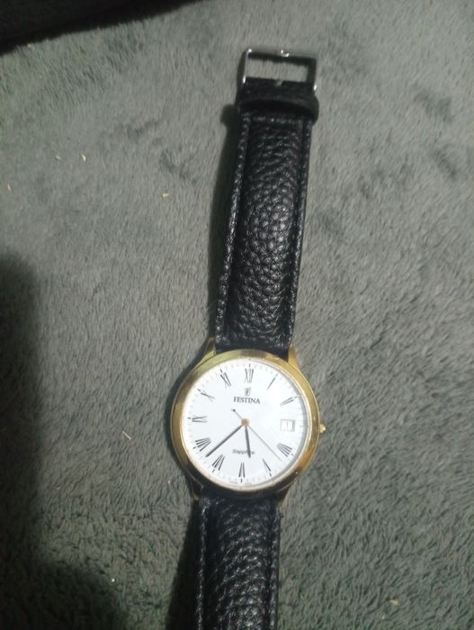 Vând ceas Festina, model F20001, de calitate foarte bună, ideal