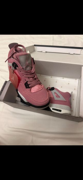Air Jordan 4 Retro Orchid новые