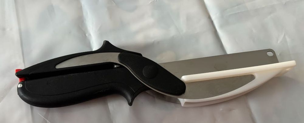 Clever Cutter – Cutit foarfeca multifunctional bucatarie