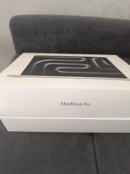 Продам новый MacBook Pro 14M5 2025 года