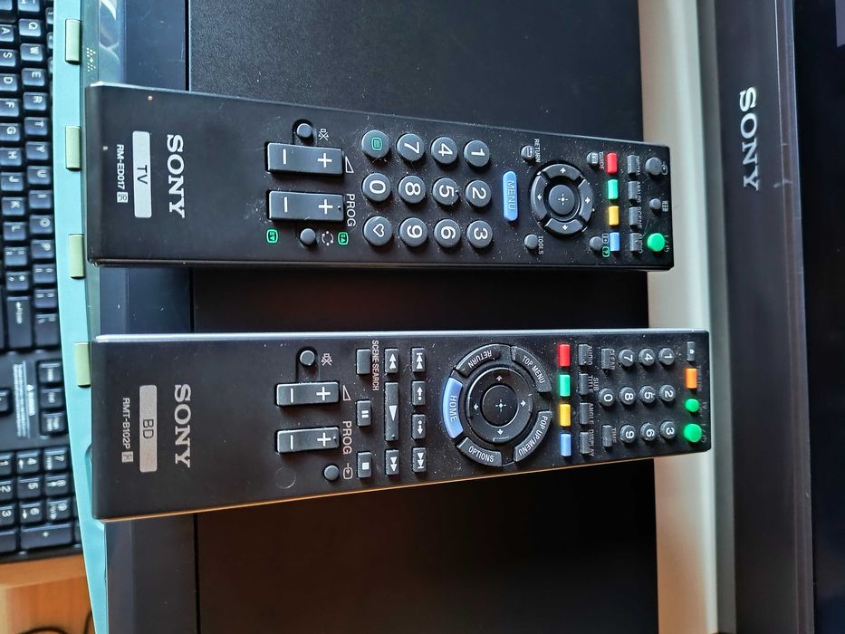 Sony Bravia KDL-37S5500 37" 1080p HD LCD-Teлeвизор+Sony Blu-ray DVD