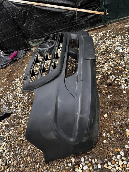 Bară față grilă radiator mercedes sprinter w910.