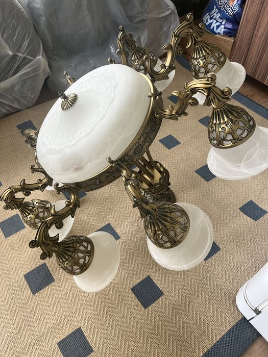 Люстра металлическая