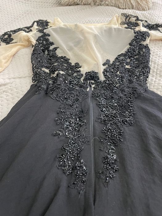 Уникална бална рокля в черен цвят