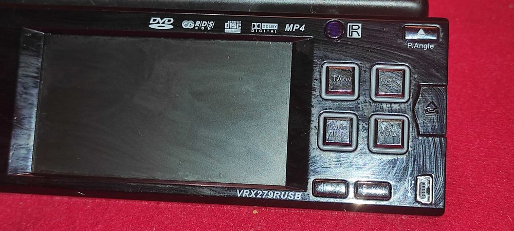 PT. Auto. FATA ( numai fata )  RADIO / DVD. CLARION model VRX279R USB.