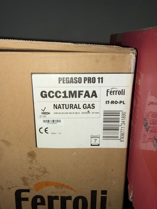 Instant apa calda gas