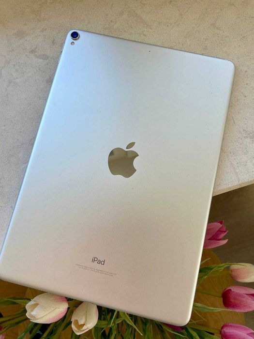 iPad Pro 10.5-inch (модел 2017), 64GB, Wi-Fi версия.