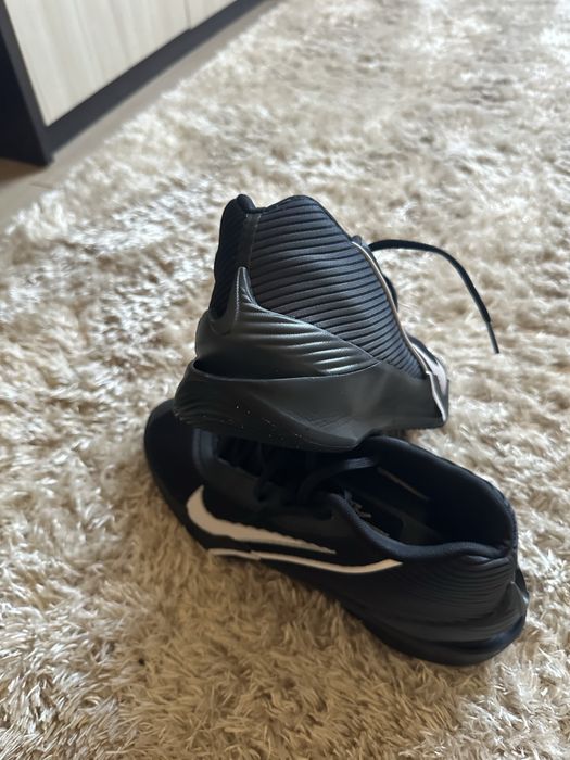 Оригинални маратонки Nike