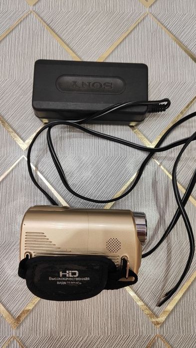 Видеокамера Sony Handycam HDR-CX550E