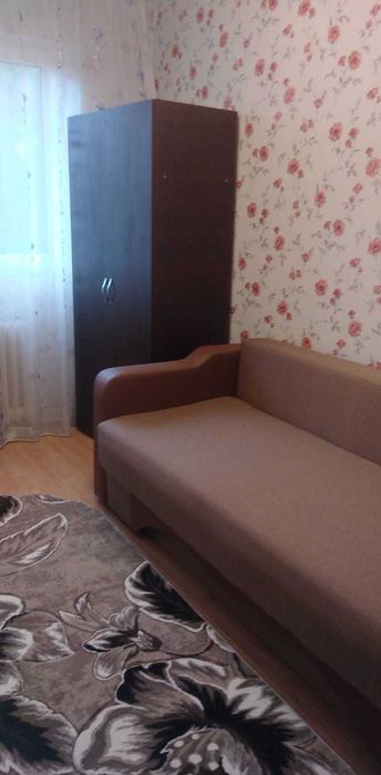 Proprietar inchiriez apartament 3 camere