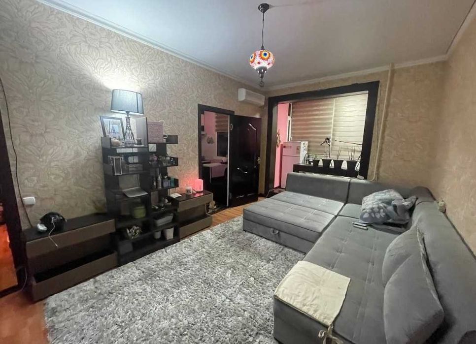 ~ Срочно! Аренда! 1комнатная квартира с обстановкой~ возле метро ~