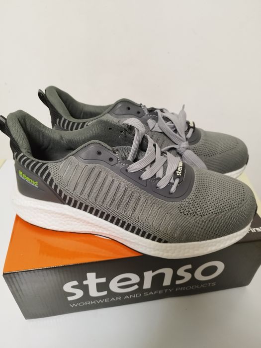 Работни обувки-нови