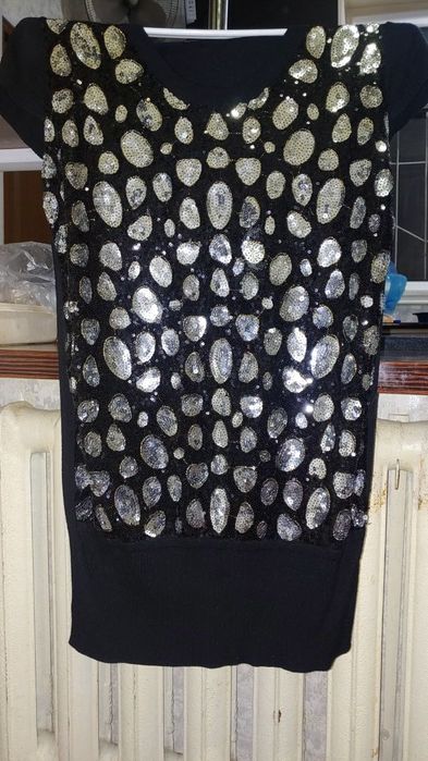 Длинная кофточка с пайетками