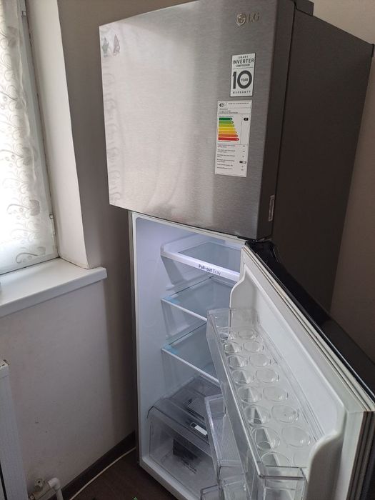 Xolodilnik LG  GN-B272SLCB