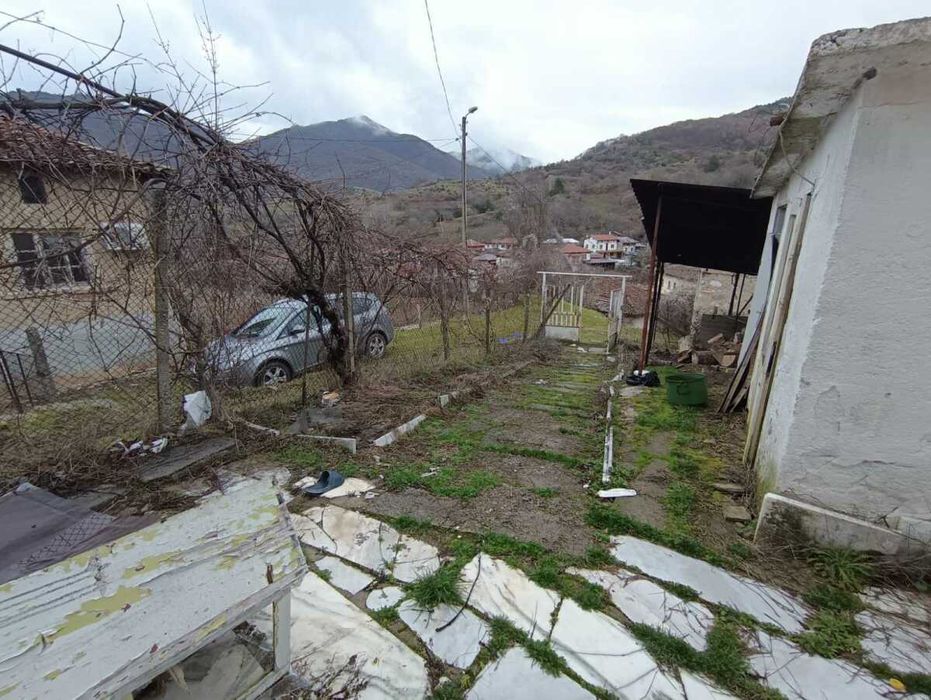 Къща в тихо и спокойно населено място