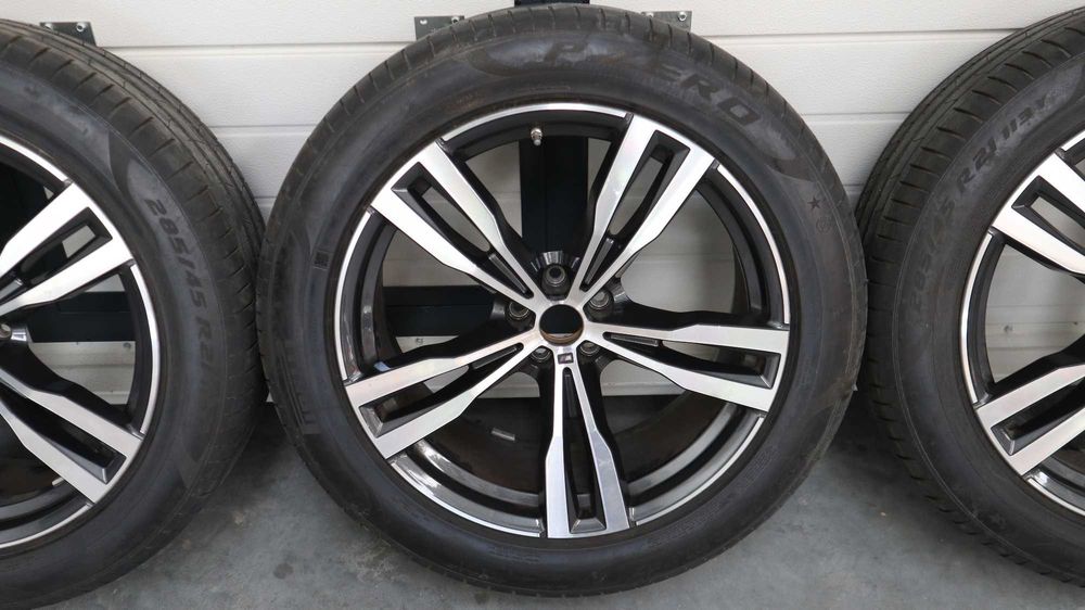 Джанти с летни гуми за БМВ Х7 BMW G07 21 цола
