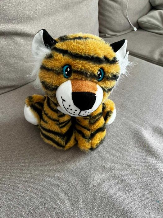 Игрушки новые разные