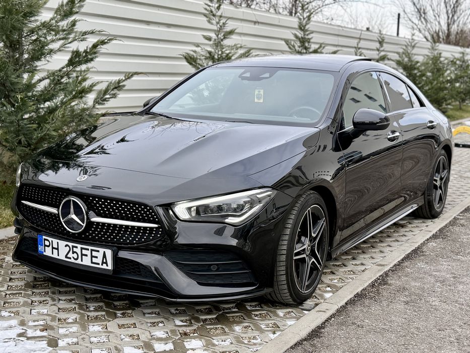 Mercedes Benz CLA180 AMG panoramic / ambientale / camera / km reali