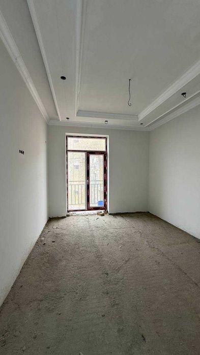 Медиапарк Шахар хокимяти 2 қаватда 1 хонали квартира сотилади.ID: 1601