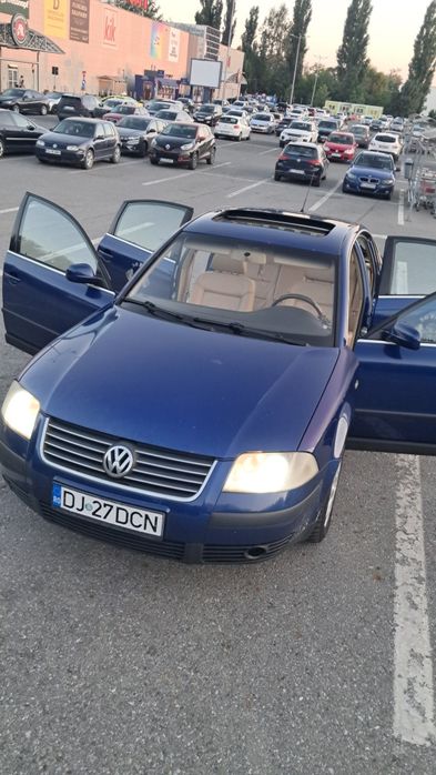 VW Passat B5.5 1.9 TDI 4Motion – Trapă, Piele, Scaune Încălzite, Muzică (Stație+Bass), 4x4