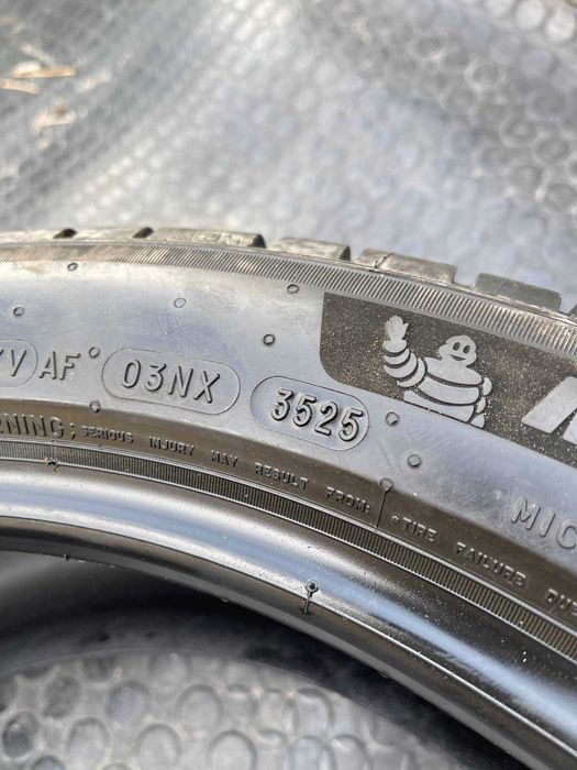 Michelin Pilot Sport EV  245/45R20  Acoustic