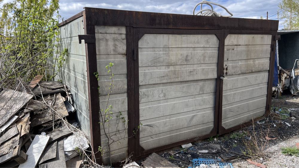 Гараж с сендвич панели теплы