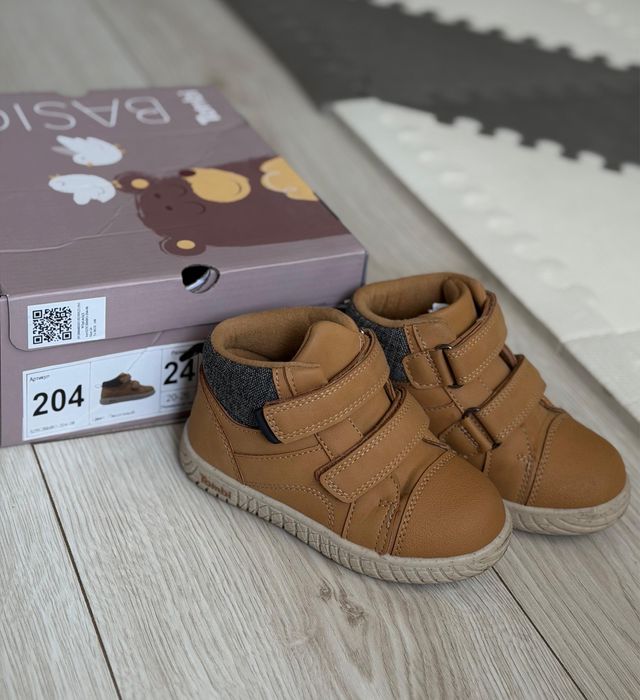 Продам Ботинки детские